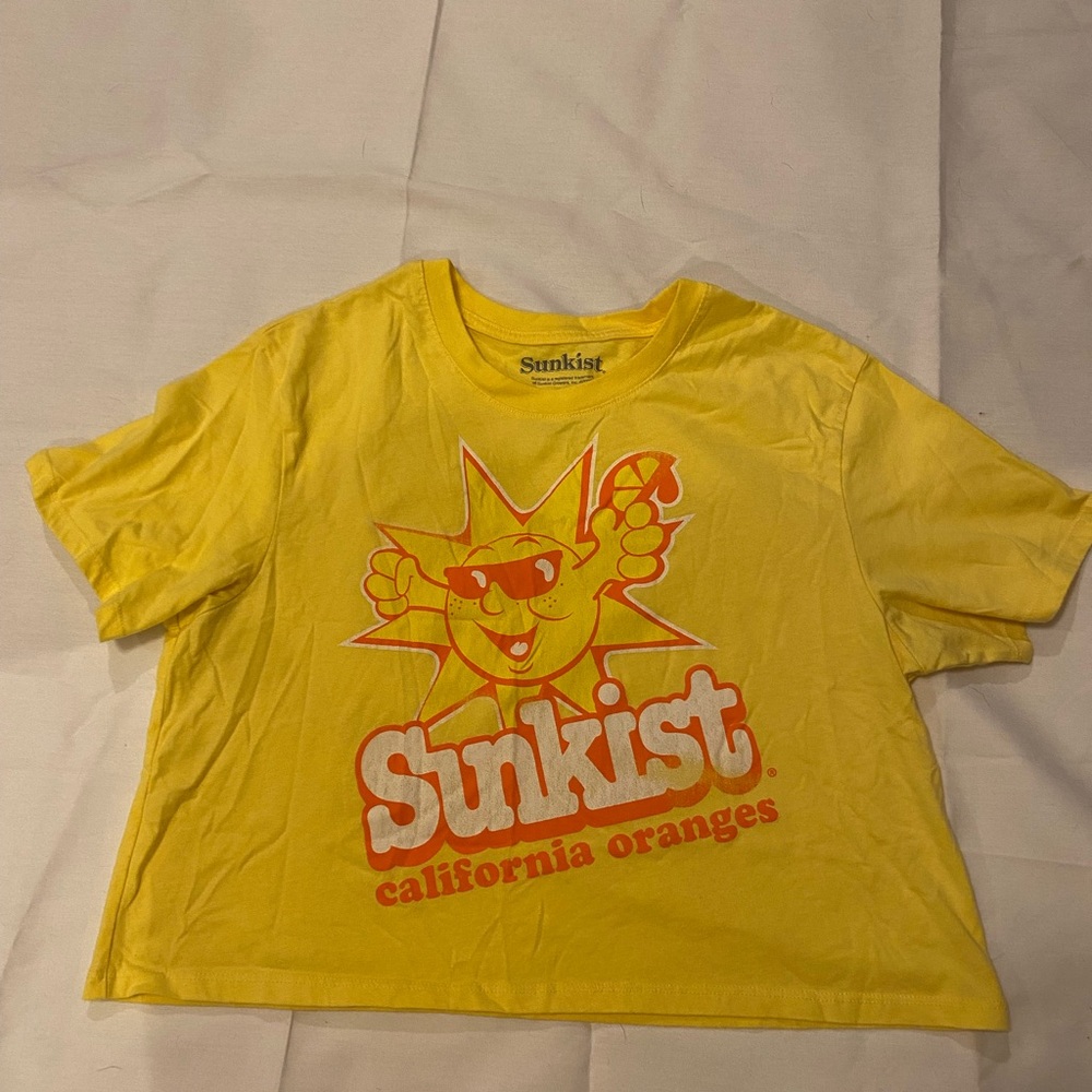 Women’s Cropped Yellow T-Shirt
